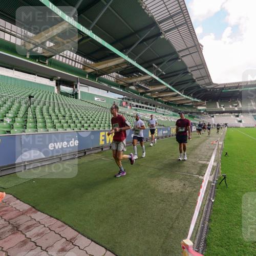 13.09.2026 - 21. swb-Marathon Bremen Michael Burmester http://msf.ph/oto/10304258 13.09.2026 12:50:14 Laufen im Stadion 335, 469, 524, 572, 663, 670, 771, 779, 899, 1510, 1513, 1517, 1605, 1613, 1723, 1748, 1970, 1998, 2052, 2130, 2287, 2288, 2291, 2295, 2347, 2360, 2442, 2444, 2750, 2909, 3043, 3197, 3276, 3330, 3484, 3625, 3647, 3808, 3973, 4023, 4033, 4082, 4247, 4368, 4384, 4473, 4559, 4743, 4852, 4888, 4898, 4990, 5066, 5111, 5155, 5314, 5377, 5383, 5424, 5517, 5532, 5570, 5585, 5594, 5620, 5627, 5636, 5648, 6267, 6471, 6652, 6668, 6692, 6842, 6901, 6906, 7109, 7115, 7121, 7876, 195 meine-sportfotos.de