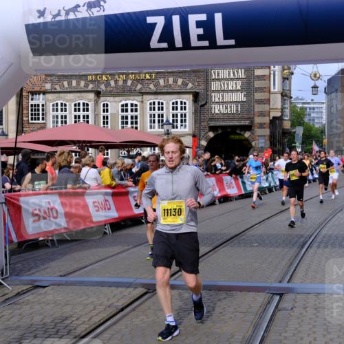 13.09.2026 - 21. swb-Marathon Bremen Tim E. http://msf.ph/oto/10304301 13.09.2026 10:47:52 Ziel 10189, 10210, 10223, 10270, 10310, 10393, 10594, 10807, 10860, 10873, 11130, 11469, 11646, 11809, 11894, 12077, 12296, 12318, 12547, 13521 meine-sportfotos.de
