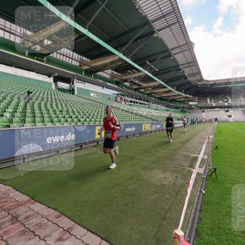 13.09.2026 - 21. swb-Marathon Bremen Michael Burmester http://msf.ph/oto/10304314 13.09.2026 12:50:37 Laufen im Stadion 335, 469, 663, 670, 771, 779, 899, 1125, 1455, 1510, 1513, 1517, 1605, 1613, 1748, 1970, 1998, 2052, 2130, 2288, 2291, 2295, 2347, 2360, 2442, 2444, 2750, 2909, 3330, 3440, 3484, 3625, 3647, 3808, 3959, 3973, 4023, 4033, 4247, 4368, 4384, 4473, 4559, 4582, 4727, 4743, 4781, 4782, 4852, 4888, 4990, 5066, 5111, 5155, 5314, 5377, 5383, 5521, 5532, 5570, 5585, 5594, 5620, 5627, 5636, 5696, 6267, 6274, 6471, 6652, 6668, 6842, 6901, 6906, 7109, 7115, 7121, 8033, 8798 meine-sportfotos.de