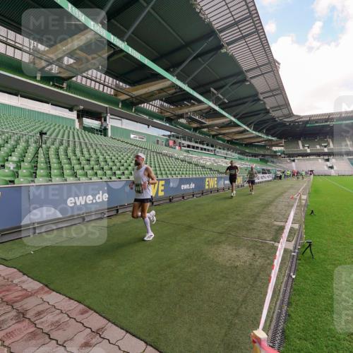 13.09.2026 - 21. swb-Marathon Bremen Michael Burmester http://msf.ph/oto/10304324 13.09.2026 12:50:41 Laufen im Stadion 335, 469, 663, 670, 771, 779, 1125, 1146, 1162, 1455, 1510, 1513, 1517, 1605, 1613, 1748, 1970, 1998, 2052, 2130, 2288, 2291, 2295, 2347, 2360, 2442, 2444, 2750, 2909, 3330, 3440, 3484, 3625, 3647, 3703, 3808, 3959, 4023, 4033, 4368, 4384, 4473, 4559, 4582, 4727, 4743, 4781, 4782, 4888, 4990, 5066, 5111, 5155, 5314, 5377, 5383, 5521, 5532, 5570, 5585, 5594, 5620, 5627, 5636, 5696, 6267, 6274, 6471, 6652, 6668, 6842, 6901, 6906, 7109, 7115, 7121, 8033, 8798 meine-sportfotos.de