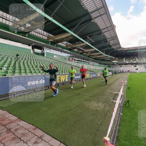 13.09.2026 - 21. swb-Marathon Bremen Michael Burmester http://msf.ph/oto/10304338 13.09.2026 12:50:52 Laufen im Stadion 335, 469, 663, 670, 771, 779, 1125, 1146, 1162, 1455, 1510, 1513, 1517, 1605, 1613, 1970, 1998, 2052, 2130, 2288, 2291, 2295, 2347, 2360, 2442, 2444, 2447, 2750, 2759, 2909, 3440, 3484, 3625, 3647, 3703, 3808, 3959, 4023, 4033, 4165, 4368, 4384, 4473, 4559, 4571, 4582, 4727, 4743, 4781, 4782, 4888, 4895, 5066, 5079, 5111, 5155, 5168, 5314, 5377, 5383, 5521, 5532, 5585, 5620, 5627, 5636, 5696, 6267, 6274, 6471, 6652, 6668, 6901, 6906, 7109, 7115, 7121, 8033, 8798 meine-sportfotos.de