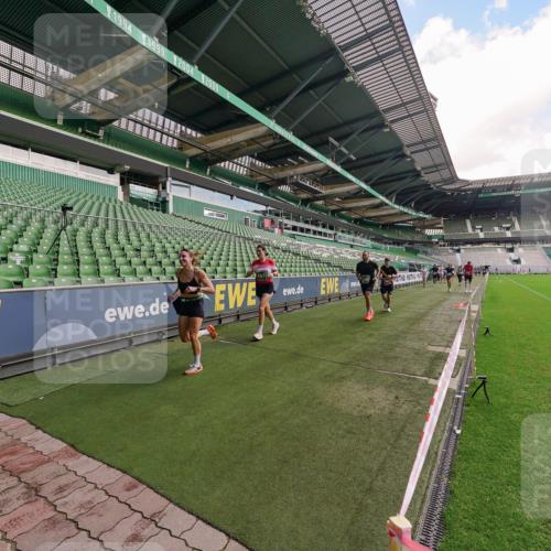 13.09.2026 - 21. swb-Marathon Bremen Michael Burmester http://msf.ph/oto/10304398 13.09.2026 12:51:23 Laufen im Stadion 235, 335, 469, 734, 771, 863, 1043, 1125, 1146, 1162, 1455, 1492, 1510, 1513, 1613, 1955, 1970, 1998, 2008, 2130, 2291, 2295, 2360, 2442, 2444, 2447, 2759, 2847, 3440, 3484, 3566, 3647, 3703, 3808, 3830, 3899, 3959, 4023, 4165, 4368, 4429, 4473, 4475, 4559, 4571, 4573, 4582, 4727, 4781, 4782, 4888, 4895, 5066, 5079, 5155, 5168, 5314, 5377, 5379, 5383, 5521, 5532, 5620, 5627, 5636, 5696, 6267, 6274, 6471, 6668, 6901, 7121, 8033, 8798 meine-sportfotos.de