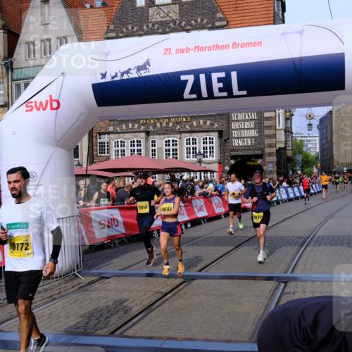 13.09.2026 - 21. swb-Marathon Bremen Tim E. http://msf.ph/oto/10304400 13.09.2026 10:48:03 Ziel 10172, 10210, 10393, 10592, 10594, 10860, 11018, 11130, 11360, 11634, 11809, 11894, 12077, 12278, 12547, 12558 meine-sportfotos.de