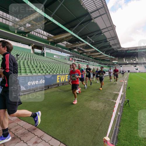 13.09.2026 - 21. swb-Marathon Bremen Michael Burmester http://msf.ph/oto/10304462 13.09.2026 12:51:50 Laufen im Stadion 107, 235, 335, 683, 734, 771, 792, 863, 1033, 1043, 1125, 1146, 1162, 1232, 1455, 1492, 1510, 1613, 1646, 1955, 1970, 1998, 2007, 2008, 2203, 2295, 2442, 2444, 2447, 2480, 2498, 2759, 2767, 2847, 3085, 3149, 3336, 3440, 3448, 3484, 3566, 3703, 3808, 3830, 3899, 3959, 3988, 4023, 4165, 4283, 4368, 4429, 4473, 4475, 4559, 4571, 4573, 4582, 4651, 4727, 4781, 4782, 4888, 4895, 5066, 5079, 5155, 5168, 5379, 5521, 5532, 5620, 5627, 5696, 6274, 6471, 6668, 6901, 8033, 8798 meine-sportfotos.de