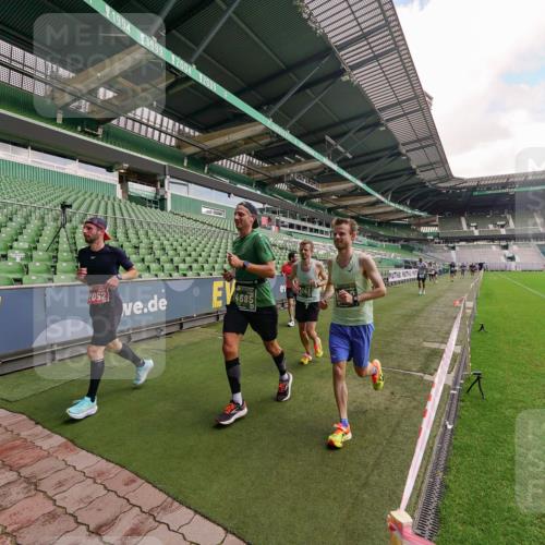 13.09.2026 - 21. swb-Marathon Bremen Michael Burmester http://msf.ph/oto/10304550 13.09.2026 12:52:35 Laufen im Stadion 102, 107, 145, 235, 683, 734, 755, 792, 863, 985, 987, 1033, 1043, 1056, 1125, 1146, 1162, 1232, 1252, 1297, 1433, 1445, 1455, 1492, 1528, 1542, 1646, 1664, 1704, 1955, 2007, 2008, 2043, 2203, 2350, 2447, 2480, 2498, 2759, 2767, 2820, 2847, 2858, 3085, 3149, 3236, 3336, 3362, 3440, 3448, 3566, 3703, 3830, 3899, 3988, 4165, 4283, 4429, 4475, 4571, 4573, 4582, 4605, 4651, 4727, 4781, 4782, 4895, 5079, 5168, 5379, 5521, 6274, 8798 meine-sportfotos.de