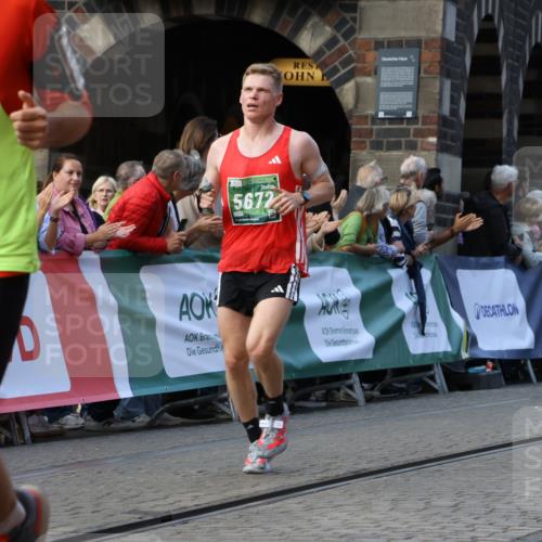 13.09.2026 - 21. swb-Marathon Bremen Strokosch-Dieckow http://msf.ph/oto/10304568 13.09.2026 12:58:36 Ziel 1379, 1472, 1604, 1717, 2073, 1576, 2049, 6929 meine-sportfotos.de