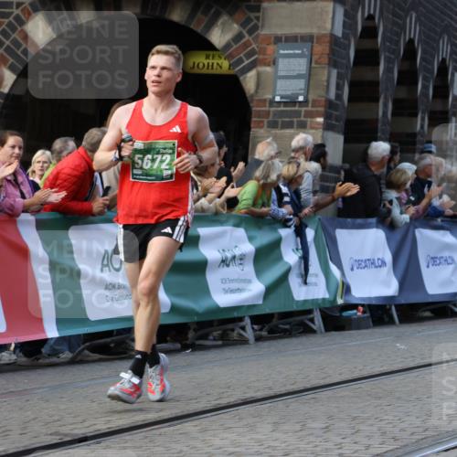 13.09.2026 - 21. swb-Marathon Bremen Strokosch-Dieckow http://msf.ph/oto/10304575 13.09.2026 12:58:36 Ziel 1379, 1472, 1604, 1717, 2073, 1576, 2049, 6929 meine-sportfotos.de