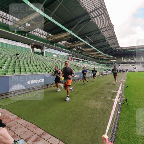 13.09.2026 - 21. swb-Marathon Bremen Michael Burmester http://msf.ph/oto/10304586 13.09.2026 12:52:57 Laufen im Stadion 102, 107, 145, 235, 313, 376, 541, 560, 615, 616, 683, 696, 734, 740, 755, 792, 863, 982, 985, 987, 1033, 1043, 1056, 1207, 1232, 1252, 1297, 1433, 1445, 1492, 1528, 1542, 1646, 1664, 1704, 1707, 1814, 1955, 2007, 2008, 2043, 2203, 2280, 2350, 2362, 2401, 2422, 2447, 2454, 2480, 2498, 2759, 2767, 2820, 2847, 2858, 2997, 3085, 3149, 3236, 3336, 3362, 3448, 3566, 3830, 3899, 3988, 4165, 4283, 4429, 4475, 4571, 4573, 4605, 4651, 5079, 5168, 5379 meine-sportfotos.de