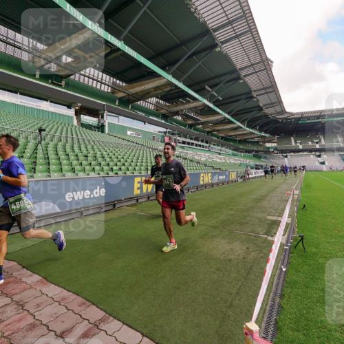 13.09.2026 - 21. swb-Marathon Bremen Michael Burmester http://msf.ph/oto/10304592 13.09.2026 12:52:59 Laufen im Stadion 102, 107, 145, 235, 313, 376, 541, 560, 615, 616, 675, 683, 696, 734, 740, 755, 792, 863, 982, 985, 987, 1033, 1043, 1056, 1207, 1232, 1252, 1297, 1433, 1445, 1492, 1528, 1542, 1646, 1664, 1704, 1707, 1814, 1955, 2007, 2008, 2043, 2203, 2280, 2350, 2362, 2401, 2422, 2447, 2454, 2480, 2498, 2767, 2820, 2847, 2858, 2997, 3085, 3149, 3236, 3336, 3362, 3448, 3566, 3830, 3899, 3988, 4165, 4283, 4429, 4475, 4573, 4605, 4651, 5079, 5168, 5379 meine-sportfotos.de