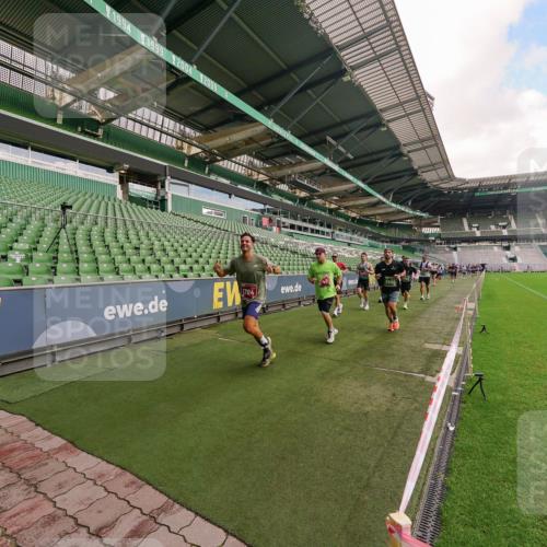 13.09.2026 - 21. swb-Marathon Bremen Michael Burmester http://msf.ph/oto/10304639 13.09.2026 12:53:20 Laufen im Stadion 102, 107, 145, 235, 313, 376, 472, 541, 560, 615, 616, 675, 683, 696, 740, 755, 792, 816, 827, 863, 982, 985, 987, 1033, 1056, 1076, 1207, 1232, 1252, 1297, 1419, 1433, 1445, 1468, 1492, 1528, 1542, 1551, 1646, 1664, 1704, 1707, 1814, 1955, 2007, 2008, 2043, 2055, 2203, 2280, 2350, 2362, 2401, 2422, 2454, 2480, 2498, 2499, 2623, 2701, 2767, 2820, 2858, 2882, 2913, 2971, 2997, 3085, 3149, 3236, 3336, 3362, 3413, 3448, 3566, 3830, 3899, 3988, 4283, 4475, 4573, 4605, 4651 meine-sportfotos.de