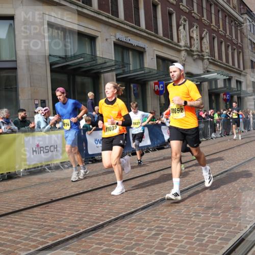 13.09.2026 - 21. swb-Marathon Bremen Strokosch-Dieckow http://msf.ph/oto/10304675 13.09.2026 10:52:41 Ziel 10284, 10304, 10714, 10734, 10827, 10863, 11038, 11238, 11282, 11386, 11575, 11766, 12019, 12369, 12398, 10193, 10339, 10652, 10761, 10812, 10906, 10958, 11002, 11109, 11144, 11350, 11362, 11597, 11604, 11605, 11669, 12338, 12361, 12399, 12439, 12533 meine-sportfotos.de