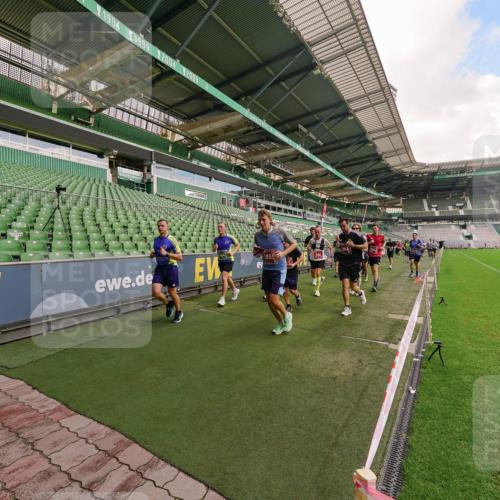 13.09.2026 - 21. swb-Marathon Bremen Michael Burmester http://msf.ph/oto/10304691 13.09.2026 12:53:38 Laufen im Stadion 102, 107, 145, 189, 313, 376, 385, 461, 472, 481, 541, 560, 615, 616, 666, 675, 683, 696, 740, 755, 792, 816, 827, 982, 985, 987, 1033, 1056, 1076, 1207, 1252, 1297, 1419, 1433, 1445, 1468, 1528, 1542, 1551, 1631, 1646, 1658, 1664, 1704, 1707, 1814, 2007, 2043, 2055, 2203, 2280, 2350, 2362, 2401, 2422, 2454, 2480, 2498, 2499, 2623, 2701, 2767, 2820, 2824, 2858, 2882, 2913, 2962, 2971, 2997, 3054, 3085, 3149, 3236, 3336, 3357, 3362, 3413, 3448, 3988, 4283, 4605, 4651 meine-sportfotos.de