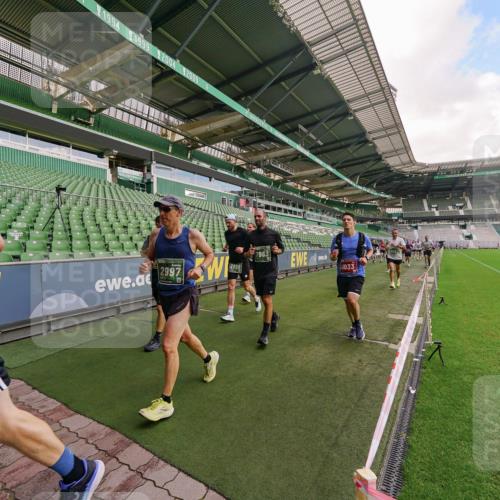 13.09.2026 - 21. swb-Marathon Bremen Michael Burmester http://msf.ph/oto/10304707 13.09.2026 12:53:41 Laufen im Stadion 102, 107, 145, 161, 189, 313, 376, 385, 461, 472, 481, 541, 560, 615, 616, 666, 675, 683, 696, 740, 755, 792, 816, 827, 982, 985, 987, 1033, 1056, 1076, 1207, 1252, 1297, 1419, 1433, 1445, 1468, 1528, 1542, 1551, 1631, 1646, 1658, 1664, 1704, 1707, 1814, 2007, 2043, 2055, 2203, 2280, 2350, 2362, 2401, 2422, 2454, 2480, 2498, 2499, 2623, 2701, 2767, 2820, 2824, 2858, 2882, 2913, 2962, 2971, 2997, 3054, 3085, 3149, 3236, 3336, 3357, 3362, 3413, 3448, 4283, 4605, 4651 meine-sportfotos.de