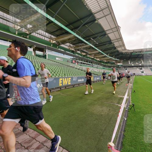 13.09.2026 - 21. swb-Marathon Bremen Michael Burmester http://msf.ph/oto/10304713 13.09.2026 12:53:42 Laufen im Stadion 102, 107, 145, 161, 189, 313, 376, 385, 461, 472, 481, 541, 560, 615, 616, 666, 675, 683, 696, 740, 755, 792, 816, 827, 982, 985, 987, 1033, 1056, 1076, 1207, 1252, 1297, 1419, 1433, 1445, 1468, 1528, 1542, 1551, 1631, 1646, 1658, 1664, 1704, 1707, 1814, 2007, 2043, 2055, 2203, 2280, 2350, 2362, 2401, 2422, 2454, 2480, 2498, 2499, 2623, 2701, 2767, 2820, 2824, 2858, 2882, 2913, 2962, 2971, 2997, 3054, 3085, 3149, 3236, 3336, 3357, 3362, 3413, 3448, 4283, 4605, 4651 meine-sportfotos.de