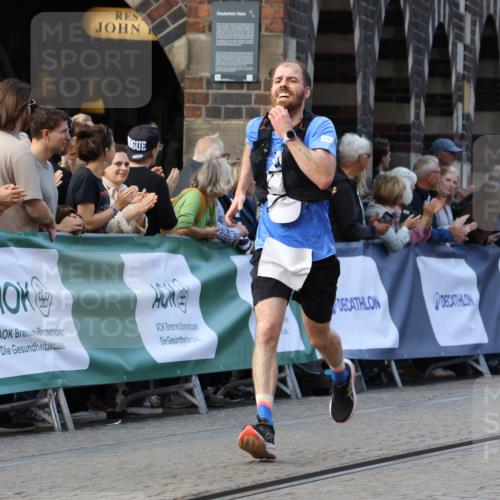 13.09.2026 - 21. swb-Marathon Bremen Strokosch-Dieckow http://msf.ph/oto/10304719 13.09.2026 12:58:45 Ziel 346, 1379, 1472, 1604, 1717, 6198, 8311, 8394, 1118, 1576, 3624, 4847, 6929, 8065, 8994, 9329 meine-sportfotos.de