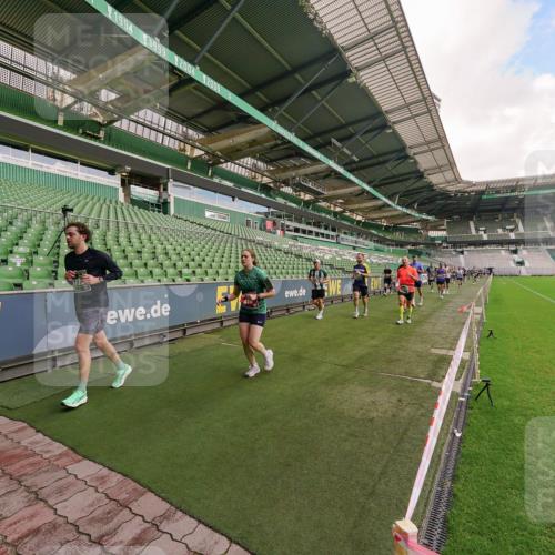 13.09.2026 - 21. swb-Marathon Bremen Michael Burmester http://msf.ph/oto/10304764 13.09.2026 12:53:53 Laufen im Stadion 102, 145, 161, 189, 313, 376, 385, 461, 472, 481, 541, 560, 615, 616, 666, 675, 696, 740, 755, 792, 816, 827, 982, 985, 987, 1033, 1053, 1056, 1076, 1207, 1252, 1297, 1419, 1433, 1445, 1468, 1528, 1542, 1551, 1631, 1646, 1658, 1664, 1704, 1707, 1814, 2007, 2043, 2055, 2203, 2280, 2350, 2362, 2401, 2422, 2454, 2480, 2499, 2623, 2701, 2801, 2820, 2824, 2858, 2870, 2882, 2913, 2962, 2971, 2997, 3012, 3054, 3149, 3206, 3236, 3357, 3362, 3413, 4605 meine-sportfotos.de