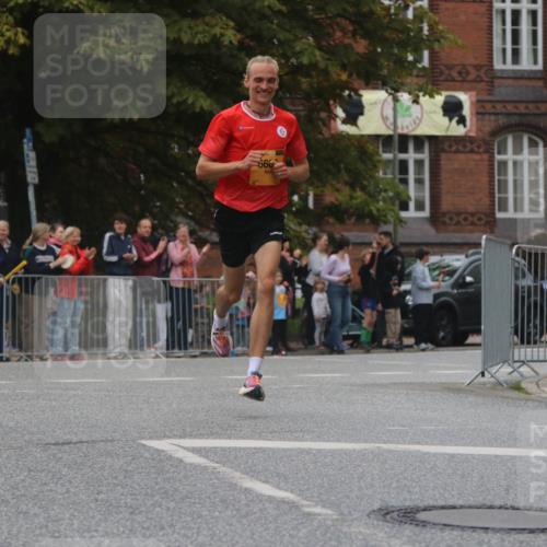13.09.2026 - Kiel Lauf Markus Tischler http://msf.ph/oto/10304805 13.09.2026 10:17:18 Fleethörn 000, 999 meine-sportfotos.de