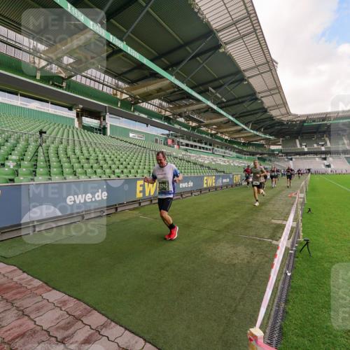 13.09.2026 - 21. swb-Marathon Bremen Michael Burmester http://msf.ph/oto/10304806 13.09.2026 12:54:01 Laufen im Stadion 102, 145, 161, 189, 201, 313, 376, 385, 461, 472, 481, 541, 560, 615, 616, 666, 675, 696, 740, 755, 816, 827, 982, 985, 987, 1053, 1056, 1076, 1207, 1252, 1297, 1419, 1433, 1445, 1468, 1528, 1542, 1551, 1631, 1658, 1664, 1704, 1707, 1814, 2007, 2043, 2055, 2203, 2280, 2350, 2362, 2390, 2401, 2422, 2454, 2499, 2623, 2701, 2733, 2801, 2820, 2824, 2858, 2870, 2882, 2913, 2922, 2962, 2971, 2997, 3012, 3054, 3206, 3236, 3241, 3356, 3357, 3362, 3413, 4605 meine-sportfotos.de