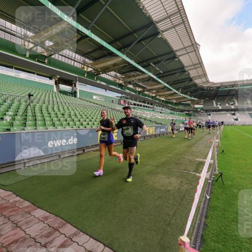 13.09.2026 - 21. swb-Marathon Bremen Michael Burmester http://msf.ph/oto/10304855 13.09.2026 12:54:13 Laufen im Stadion 102, 145, 161, 189, 201, 313, 376, 385, 461, 472, 481, 495, 541, 560, 615, 616, 666, 675, 696, 740, 755, 816, 827, 982, 985, 987, 1053, 1056, 1076, 1207, 1390, 1419, 1433, 1445, 1468, 1528, 1551, 1599, 1631, 1658, 1664, 1704, 1707, 1814, 2055, 2234, 2280, 2350, 2362, 2383, 2390, 2401, 2422, 2454, 2474, 2499, 2623, 2701, 2733, 2801, 2820, 2824, 2858, 2870, 2882, 2913, 2922, 2962, 2971, 2997, 3012, 3054, 3134, 3175, 3206, 3236, 3241, 3356, 3357, 3362, 3413 meine-sportfotos.de