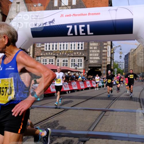 13.09.2026 - 21. swb-Marathon Bremen Tim E. http://msf.ph/oto/10304901 13.09.2026 10:48:46 Ziel 10231, 10269, 10421, 10426, 10489, 10538, 10638, 10770, 10814, 10917, 10993, 11135, 11196, 11582, 11611, 11683, 11815, 11837, 12259, 13570 meine-sportfotos.de