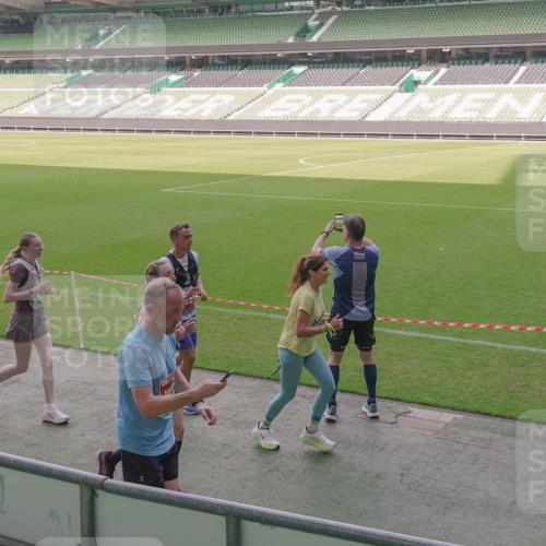 13.09.2026 - 21. swb-Marathon Bremen Michael Burmester http://msf.ph/oto/10304950 13.09.2026 13:36:18 Laufen im Stadion 444, 462, 491, 496, 590, 657, 799, 1015, 1132, 1135, 1279, 1280, 1396, 1432, 1620, 1726, 1762, 1887, 1934, 1951, 1965, 1974, 1977, 1992, 2078, 2227, 2335, 2578, 2639, 2650, 2688, 2789, 2842, 2892, 2894, 2933, 3090, 3161, 3169, 3178, 3191, 3299, 3303, 3406, 3408, 3463, 3472, 3498, 3555, 3570, 3573, 3588, 3640, 3731, 3779, 3801, 3839, 3904, 3985, 4084, 4145, 4200, 4210, 4290, 4464, 4500, 4538, 4546, 4561, 4801, 4880, 4967, 5000, 5034, 5182, 5332, 5461, 5679, 5818 meine-sportfotos.de