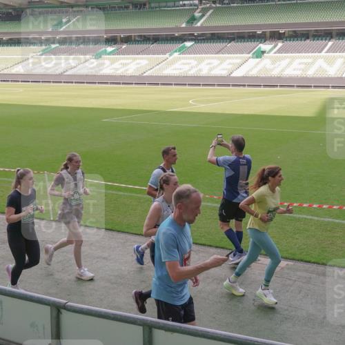 13.09.2026 - 21. swb-Marathon Bremen Michael Burmester http://msf.ph/oto/10304965 13.09.2026 13:36:19 Laufen im Stadion 444, 462, 491, 496, 590, 657, 799, 1015, 1132, 1135, 1279, 1280, 1396, 1432, 1620, 1726, 1762, 1887, 1934, 1951, 1965, 1974, 1977, 1992, 2078, 2227, 2335, 2578, 2639, 2650, 2688, 2789, 2842, 2892, 2894, 2933, 3090, 3161, 3169, 3178, 3191, 3299, 3303, 3406, 3408, 3463, 3472, 3498, 3555, 3570, 3573, 3588, 3640, 3731, 3779, 3801, 3839, 3904, 3985, 4084, 4145, 4200, 4210, 4290, 4464, 4500, 4538, 4546, 4561, 4801, 4880, 4967, 5000, 5034, 5182, 5332, 5461, 5679, 5818 meine-sportfotos.de