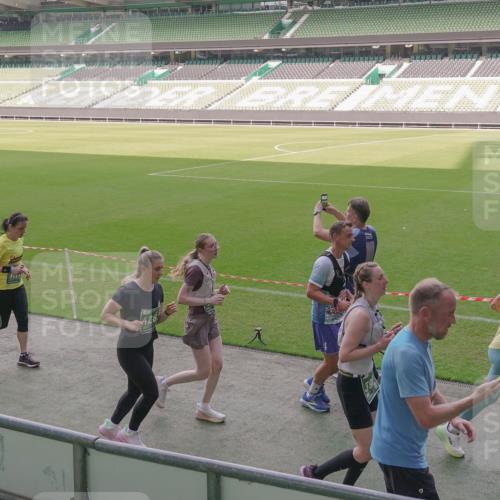 13.09.2026 - 21. swb-Marathon Bremen Michael Burmester http://msf.ph/oto/10304968 13.09.2026 13:36:19 Laufen im Stadion 444, 462, 491, 496, 590, 657, 799, 1015, 1132, 1135, 1279, 1280, 1396, 1432, 1620, 1726, 1762, 1887, 1934, 1951, 1965, 1974, 1977, 1992, 2078, 2227, 2335, 2578, 2639, 2650, 2688, 2789, 2842, 2892, 2894, 2933, 3090, 3161, 3169, 3178, 3191, 3299, 3303, 3406, 3408, 3463, 3472, 3498, 3555, 3570, 3573, 3588, 3640, 3731, 3779, 3801, 3839, 3904, 3985, 4084, 4145, 4200, 4210, 4290, 4464, 4500, 4538, 4546, 4561, 4801, 4880, 4967, 5000, 5034, 5182, 5332, 5461, 5679, 5818 meine-sportfotos.de