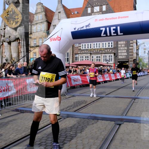 13.09.2026 - 21. swb-Marathon Bremen Tim E. http://msf.ph/oto/10305032 13.09.2026 10:48:54 Ziel 10231, 10269, 10426, 10489, 10538, 10770, 10814, 10815, 10917, 10993, 11196, 11372, 11582, 11611, 11837, 13570 meine-sportfotos.de