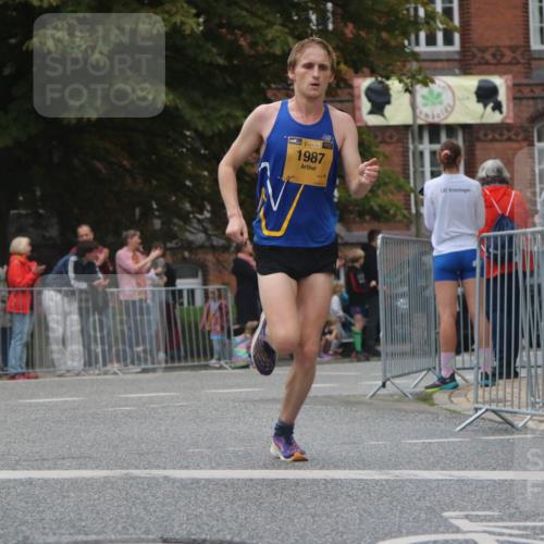 13.09.2026 - Kiel Lauf Markus Tischler http://msf.ph/oto/10305066 13.09.2026 10:20:59 Fleethörn 38, 1987, 800 meine-sportfotos.de