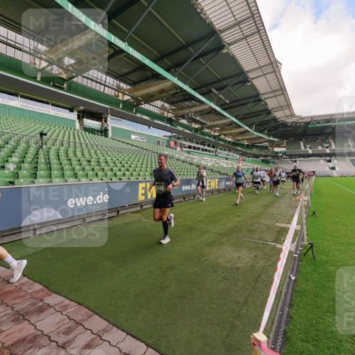 13.09.2026 - 21. swb-Marathon Bremen Michael Burmester http://msf.ph/oto/10305088 13.09.2026 12:55:03 Laufen im Stadion 161, 189, 201, 205, 385, 388, 411, 461, 472, 481, 495, 655, 666, 675, 816, 827, 854, 913, 1053, 1058, 1076, 1197, 1207, 1390, 1419, 1468, 1537, 1551, 1599, 1631, 1645, 1658, 2055, 2122, 2125, 2234, 2251, 2319, 2383, 2390, 2474, 2499, 2604, 2623, 2701, 2733, 2801, 2824, 2870, 2882, 2913, 2922, 2962, 2971, 3012, 3054, 3057, 3134, 3175, 3192, 3206, 3241, 3246, 3346, 3356, 3357, 3413, 3706, 3716, 3836, 4137, 4413, 4733, 5277, 5430, 5530, 6106, 107, 2498 meine-sportfotos.de