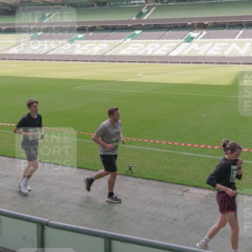 13.09.2026 - 21. swb-Marathon Bremen Michael Burmester http://msf.ph/oto/10305120 13.09.2026 13:36:28 Laufen im Stadion 444, 462, 491, 496, 590, 657, 799, 1015, 1132, 1135, 1279, 1432, 1620, 1726, 1762, 1887, 1934, 1951, 1965, 1974, 1977, 2078, 2227, 2335, 2578, 2639, 2650, 2688, 2789, 2842, 2892, 2894, 2933, 2939, 3090, 3161, 3169, 3178, 3299, 3303, 3406, 3408, 3463, 3472, 3498, 3555, 3570, 3573, 3588, 3640, 3731, 3779, 3801, 3839, 3985, 3992, 3993, 4084, 4145, 4200, 4210, 4290, 4464, 4538, 4546, 4801, 4880, 4967, 5000, 5034, 5182, 5332, 5461, 5679, 5818 meine-sportfotos.de