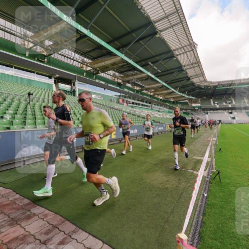 13.09.2026 - 21. swb-Marathon Bremen Michael Burmester http://msf.ph/oto/10305127 13.09.2026 12:55:08 Laufen im Stadion 161, 189, 201, 205, 385, 388, 411, 461, 472, 481, 495, 655, 666, 675, 816, 827, 854, 913, 1053, 1058, 1076, 1197, 1390, 1419, 1468, 1537, 1551, 1599, 1631, 1645, 1658, 2055, 2122, 2125, 2234, 2251, 2319, 2383, 2390, 2474, 2499, 2604, 2623, 2701, 2733, 2801, 2824, 2870, 2882, 2913, 2922, 2962, 2971, 3012, 3054, 3057, 3134, 3175, 3192, 3206, 3241, 3246, 3346, 3356, 3357, 3413, 3706, 3716, 3836, 4135, 4137, 4413, 4733, 5277, 5430, 5530, 6106, 107, 2498 meine-sportfotos.de