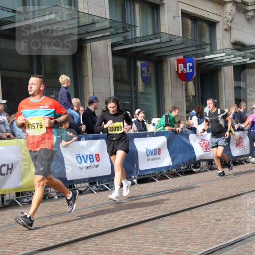13.09.2026 - 21. swb-Marathon Bremen Strokosch-Dieckow http://msf.ph/oto/10305132 13.09.2026 10:52:57 Ziel 10284, 10448, 10585, 10714, 10757, 10780, 10821, 11012, 11168, 11282, 11379, 11575, 12040, 12170, 12275, 12369, 12398, 12461, 10193, 10304, 10339, 10652, 10714, 10734, 10827, 10863, 10906, 11002, 11038, 11109, 11144, 11238, 11362, 11386, 11575, 11597, 11766, 12019, 12338, 12369, 12399 meine-sportfotos.de