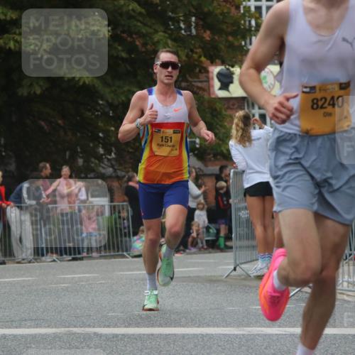 13.09.2026 - Kiel Lauf Markus Tischler http://msf.ph/oto/10305140 13.09.2026 10:21:22 Fleethörn 38, 151, 1, 39, 8240, 31 meine-sportfotos.de