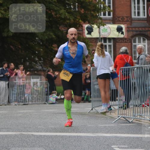 13.09.2026 - Kiel Lauf Markus Tischler http://msf.ph/oto/10305151 13.09.2026 10:21:29 Fleethörn 000, 5603, 144444 meine-sportfotos.de