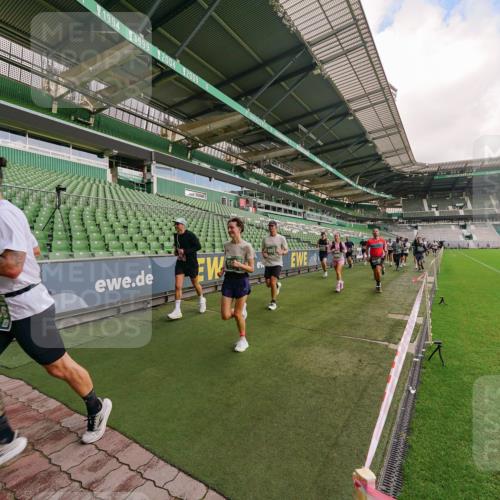13.09.2026 - 21. swb-Marathon Bremen Michael Burmester http://msf.ph/oto/10305157 13.09.2026 12:55:14 Laufen im Stadion 161, 189, 201, 205, 385, 388, 411, 461, 465, 472, 481, 495, 655, 666, 816, 827, 854, 913, 1053, 1058, 1076, 1197, 1390, 1419, 1468, 1537, 1551, 1599, 1631, 1645, 1658, 1750, 2055, 2122, 2125, 2234, 2251, 2260, 2319, 2383, 2390, 2474, 2499, 2604, 2623, 2701, 2733, 2801, 2824, 2870, 2882, 2913, 2922, 2962, 2971, 3012, 3054, 3057, 3134, 3175, 3192, 3206, 3241, 3246, 3346, 3356, 3357, 3413, 3508, 3706, 3716, 3836, 4135, 4137, 4413, 4479, 4733, 5277, 5430, 5530, 6106, 107, 2498 meine-sportfotos.de