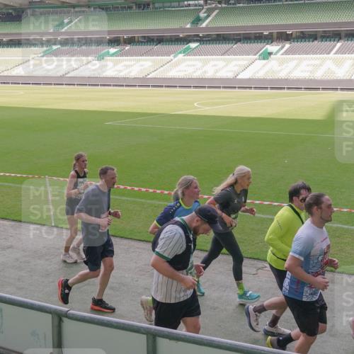 13.09.2026 - 21. swb-Marathon Bremen Michael Burmester http://msf.ph/oto/10305188 13.09.2026 13:36:32 Laufen im Stadion 444, 462, 491, 496, 590, 657, 756, 799, 1015, 1132, 1135, 1279, 1432, 1620, 1726, 1762, 1887, 1934, 1951, 1965, 1974, 1977, 2078, 2227, 2578, 2639, 2650, 2688, 2789, 2842, 2892, 2894, 2933, 2939, 3090, 3161, 3169, 3178, 3299, 3303, 3406, 3408, 3463, 3472, 3498, 3555, 3570, 3573, 3588, 3640, 3731, 3779, 3801, 3839, 3985, 3992, 3993, 4084, 4145, 4200, 4210, 4290, 4464, 4538, 4801, 4880, 4967, 5000, 5034, 5182, 5332, 5461, 5536, 5679, 5818 meine-sportfotos.de