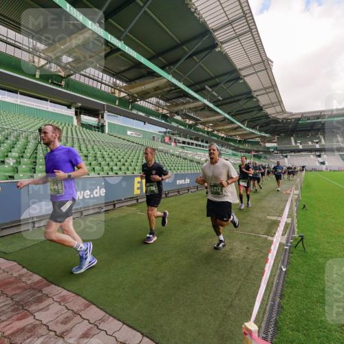 13.09.2026 - 21. swb-Marathon Bremen Michael Burmester http://msf.ph/oto/10305225 13.09.2026 12:55:25 Laufen im Stadion 161, 189, 201, 205, 307, 385, 388, 411, 461, 465, 481, 495, 655, 666, 827, 854, 913, 926, 1053, 1058, 1197, 1390, 1537, 1599, 1631, 1645, 1658, 1750, 2122, 2125, 2234, 2251, 2260, 2319, 2383, 2390, 2474, 2535, 2604, 2701, 2733, 2801, 2824, 2870, 2882, 2913, 2922, 2962, 2971, 3012, 3054, 3057, 3119, 3134, 3175, 3192, 3206, 3241, 3246, 3290, 3346, 3356, 3357, 3411, 3508, 3706, 3716, 3836, 4135, 4137, 4171, 4413, 4455, 4479, 4733, 5277, 5430, 5530, 6106, 107, 2498 meine-sportfotos.de