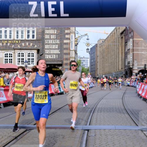 13.09.2026 - 21. swb-Marathon Bremen Tim E. http://msf.ph/oto/10305295 13.09.2026 10:49:16 Ziel 10253, 10293, 10392, 10566, 11885, 11891, 12027, 12204, 12350, 13512, 13555 meine-sportfotos.de