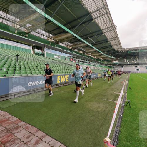 13.09.2026 - 21. swb-Marathon Bremen Michael Burmester http://msf.ph/oto/10305299 13.09.2026 12:55:43 Laufen im Stadion 161, 201, 205, 307, 388, 411, 461, 465, 495, 655, 854, 876, 913, 926, 948, 1053, 1058, 1197, 1390, 1537, 1599, 1645, 1750, 1972, 2001, 2040, 2122, 2125, 2234, 2251, 2260, 2319, 2383, 2390, 2474, 2535, 2604, 2733, 2801, 2812, 2870, 2922, 2948, 2962, 3012, 3057, 3119, 3134, 3175, 3192, 3202, 3206, 3241, 3246, 3290, 3346, 3348, 3356, 3357, 3411, 3508, 3706, 3716, 3836, 4135, 4137, 4171, 4413, 4455, 4479, 4733, 5277, 5430, 5530, 6106, 107, 2498 meine-sportfotos.de