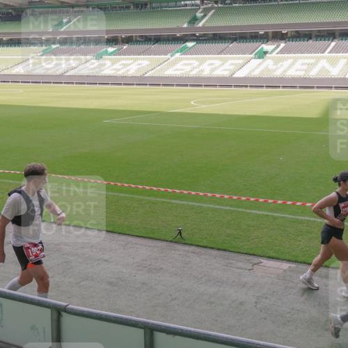 13.09.2026 - 21. swb-Marathon Bremen Michael Burmester http://msf.ph/oto/10305339 13.09.2026 13:36:41 Laufen im Stadion 421, 444, 491, 590, 657, 756, 799, 1015, 1132, 1135, 1279, 1432, 1620, 1726, 1734, 1762, 1887, 1934, 1951, 1974, 1977, 2060, 2078, 2227, 2578, 2639, 2650, 2688, 2789, 2842, 2892, 2933, 2939, 3090, 3161, 3169, 3178, 3299, 3303, 3406, 3408, 3427, 3463, 3472, 3498, 3499, 3555, 3570, 3573, 3588, 3640, 3731, 3779, 3801, 3839, 3985, 3992, 3993, 4084, 4145, 4200, 4210, 4290, 4416, 4464, 4538, 4801, 4845, 4880, 4967, 5000, 5034, 5182, 5332, 5461, 5536, 5679, 5818 meine-sportfotos.de