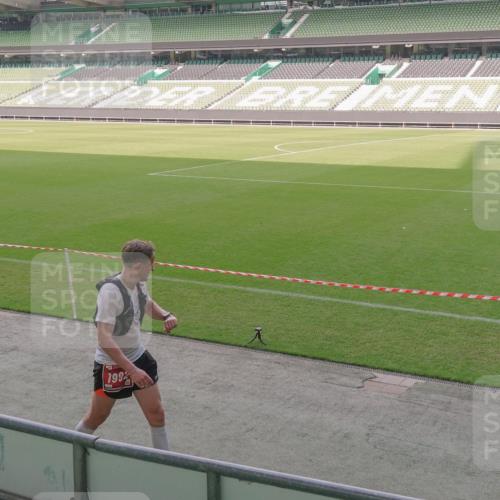 13.09.2026 - 21. swb-Marathon Bremen Michael Burmester http://msf.ph/oto/10305355 13.09.2026 13:36:42 Laufen im Stadion 421, 444, 491, 590, 657, 756, 799, 1015, 1132, 1135, 1279, 1432, 1620, 1726, 1734, 1762, 1887, 1934, 1951, 1974, 1977, 2060, 2078, 2227, 2578, 2639, 2650, 2688, 2789, 2842, 2892, 2933, 2939, 3090, 3161, 3169, 3178, 3299, 3303, 3406, 3408, 3427, 3463, 3472, 3498, 3499, 3555, 3570, 3573, 3588, 3640, 3731, 3779, 3801, 3839, 3985, 3992, 3993, 4084, 4145, 4200, 4210, 4290, 4416, 4464, 4538, 4801, 4845, 4880, 4967, 5000, 5034, 5182, 5332, 5461, 5536, 5679, 5818 meine-sportfotos.de