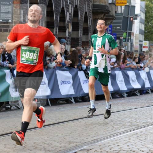 13.09.2026 - 21. swb-Marathon Bremen Strokosch-Dieckow http://msf.ph/oto/10305364 13.09.2026 12:59:18 Ziel 1118, 1576, 3624, 3688, 4399, 4847, 8065, 8994, 9120, 9329, 1248, 1800, 2651, 3251, 9533 meine-sportfotos.de