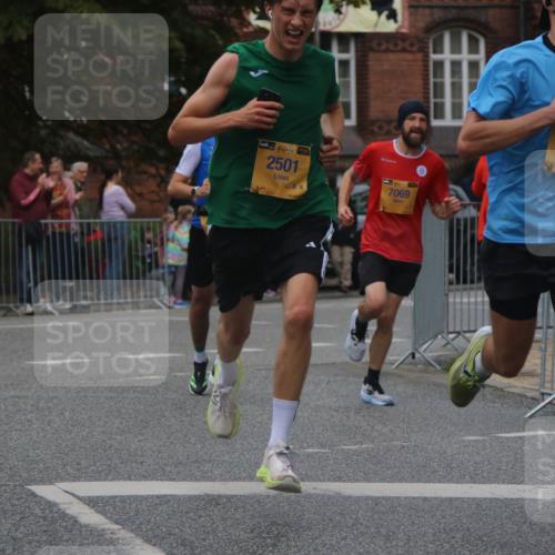 13.09.2026 - Kiel Lauf Markus Tischler http://msf.ph/oto/10305474 13.09.2026 10:23:35 Fleethörn 2501, 040, 14, 7069, 2158 meine-sportfotos.de