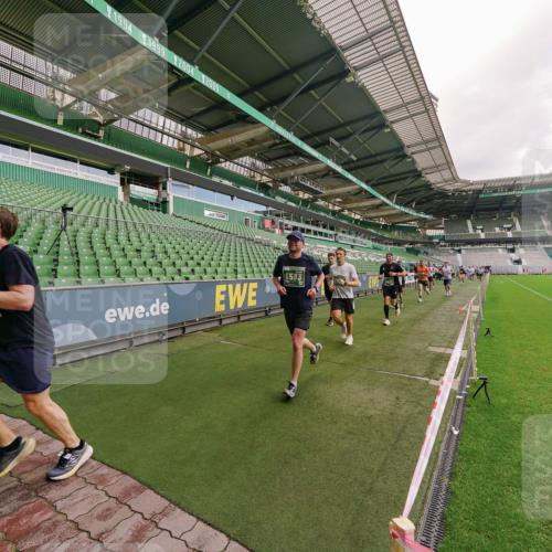 13.09.2026 - 21. swb-Marathon Bremen Michael Burmester http://msf.ph/oto/10305482 13.09.2026 12:56:13 Laufen im Stadion 205, 307, 388, 411, 431, 465, 495, 655, 769, 854, 857, 876, 913, 926, 948, 1058, 1130, 1197, 1390, 1537, 1599, 1601, 1645, 1750, 1972, 2001, 2040, 2122, 2125, 2234, 2251, 2260, 2319, 2383, 2473, 2474, 2535, 2604, 2634, 2640, 2671, 2761, 2812, 2922, 2948, 3057, 3119, 3134, 3175, 3192, 3202, 3246, 3290, 3346, 3348, 3411, 3458, 3508, 3514, 3706, 3716, 3813, 3836, 4135, 4137, 4171, 4413, 4455, 4479, 4733, 5277, 5430, 5530, 6106, 107, 2498 meine-sportfotos.de