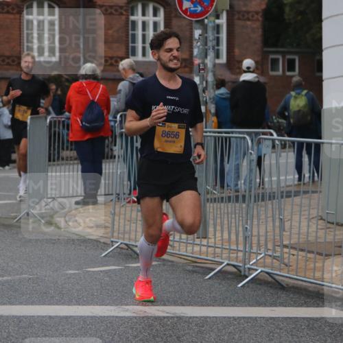 13.09.2026 - Kiel Lauf Markus Tischler http://msf.ph/oto/10305492 13.09.2026 10:23:40 Fleethörn 000, 6174, 39, 8656, 200, 25, 09, 10, 30 meine-sportfotos.de