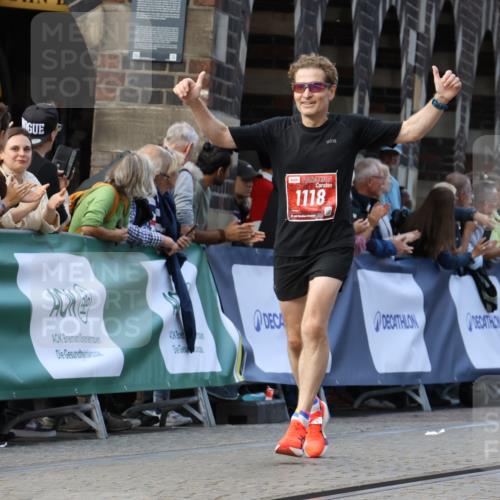 13.09.2026 - 21. swb-Marathon Bremen Strokosch-Dieckow http://msf.ph/oto/10305511 13.09.2026 12:59:25 Ziel 1118, 1508, 1751, 1993, 3584, 3688, 4399, 4847, 6991, 8383, 8994, 9120, 9329, 126, 277, 466, 862, 1852, 3251, 4964, 5316, 5828 meine-sportfotos.de