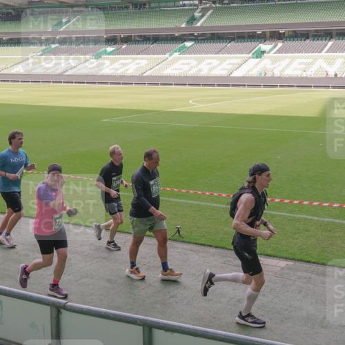 13.09.2026 - 21. swb-Marathon Bremen Michael Burmester http://msf.ph/oto/10305544 13.09.2026 13:36:55 Laufen im Stadion 421, 444, 491, 590, 657, 756, 799, 1015, 1132, 1135, 1279, 1432, 1620, 1726, 1734, 1762, 1887, 1934, 1951, 2060, 2078, 2227, 2578, 2639, 2688, 2789, 2842, 2892, 2933, 2939, 3161, 3169, 3178, 3299, 3303, 3408, 3427, 3463, 3472, 3498, 3499, 3555, 3570, 3573, 3588, 3640, 3731, 3779, 3801, 3839, 3985, 3992, 3993, 4084, 4145, 4200, 4210, 4252, 4290, 4416, 4464, 4538, 4801, 4845, 4880, 5000, 5034, 5145, 5182, 5210, 5332, 5461, 5536, 5679, 5818 meine-sportfotos.de