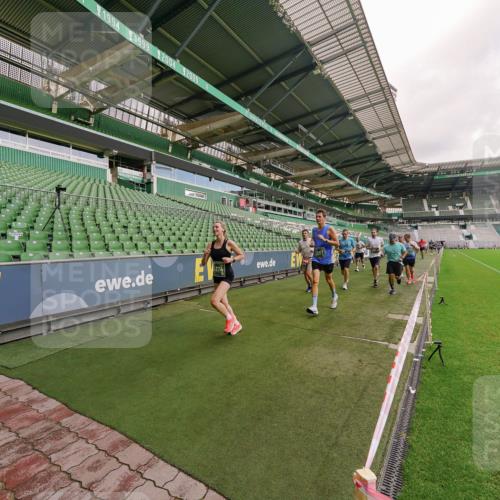 13.09.2026 - 21. swb-Marathon Bremen Michael Burmester http://msf.ph/oto/10305551 13.09.2026 12:56:27 Laufen im Stadion 205, 307, 388, 411, 431, 465, 655, 769, 854, 857, 876, 913, 926, 948, 1058, 1130, 1197, 1537, 1601, 1645, 1750, 1809, 1900, 1972, 2001, 2040, 2051, 2075, 2122, 2125, 2251, 2260, 2319, 2473, 2493, 2535, 2604, 2634, 2640, 2671, 2761, 2812, 2948, 3057, 3078, 3119, 3192, 3202, 3246, 3290, 3346, 3348, 3411, 3450, 3458, 3508, 3514, 3634, 3706, 3716, 3760, 3813, 3836, 4135, 4137, 4171, 4316, 4413, 4455, 4479, 4733, 5277, 5430, 5530, 6106, 107, 2498 meine-sportfotos.de