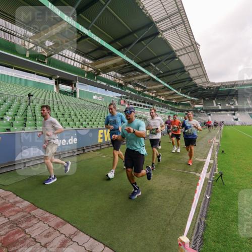 13.09.2026 - 21. swb-Marathon Bremen Michael Burmester http://msf.ph/oto/10305559 13.09.2026 12:56:29 Laufen im Stadion 205, 307, 388, 411, 431, 465, 655, 769, 854, 857, 876, 913, 926, 948, 1058, 1130, 1197, 1537, 1601, 1645, 1750, 1809, 1900, 1972, 2001, 2040, 2051, 2075, 2122, 2251, 2260, 2319, 2473, 2493, 2535, 2604, 2634, 2640, 2671, 2761, 2812, 2948, 3057, 3078, 3119, 3192, 3202, 3290, 3348, 3411, 3450, 3458, 3508, 3514, 3634, 3706, 3716, 3760, 3813, 3836, 4135, 4137, 4171, 4316, 4413, 4455, 4479, 4733, 5277, 5430, 5530, 6106, 107, 2498 meine-sportfotos.de